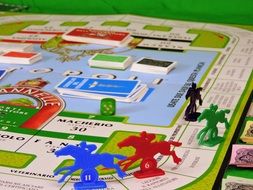 financial broad game with horse racing