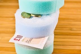 pounds between sponges