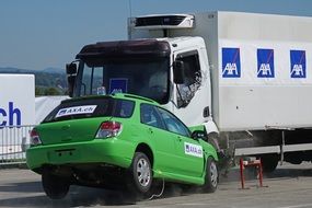 crash test as a head-on collision