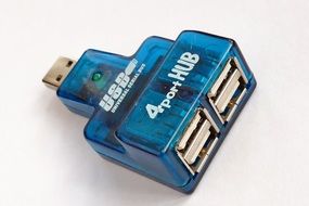 blue anker-usb