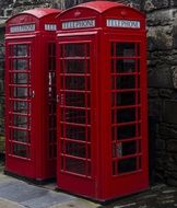 red thelephone boxes