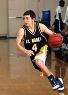 basketball player number 4