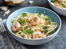 Noodles with the prawns