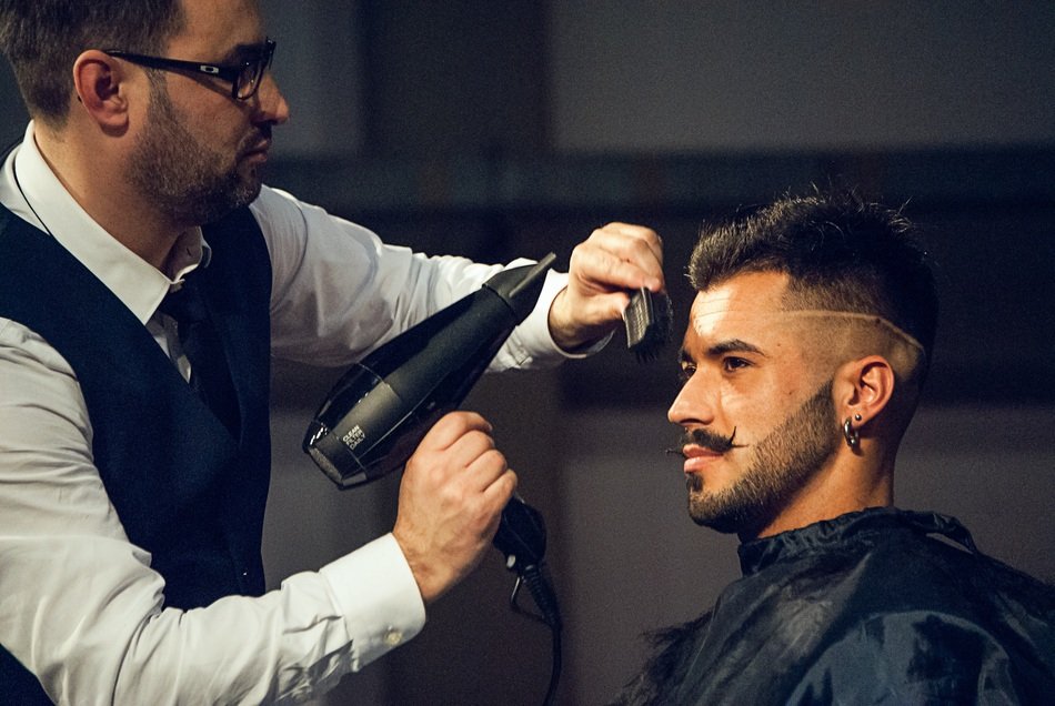 parekmaher makes a man's hair