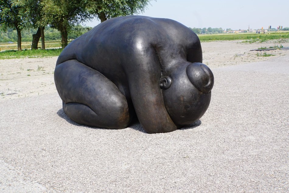 Beautiful Art In De Panne sculpture