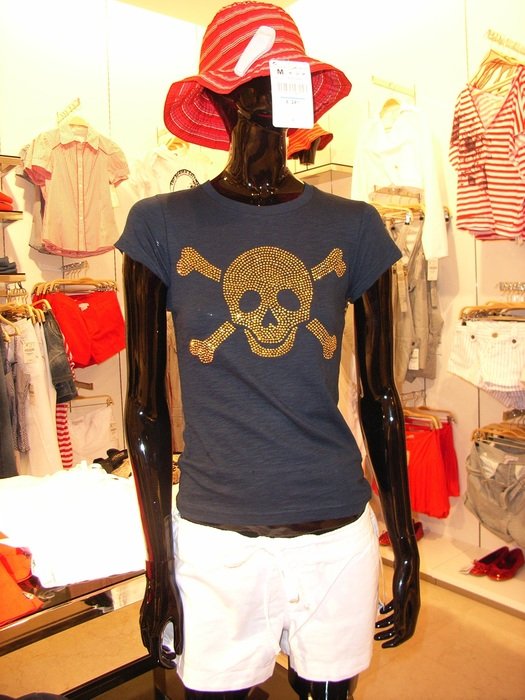 mannequin in beachwear