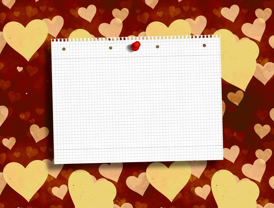 paper on the wall of hearts