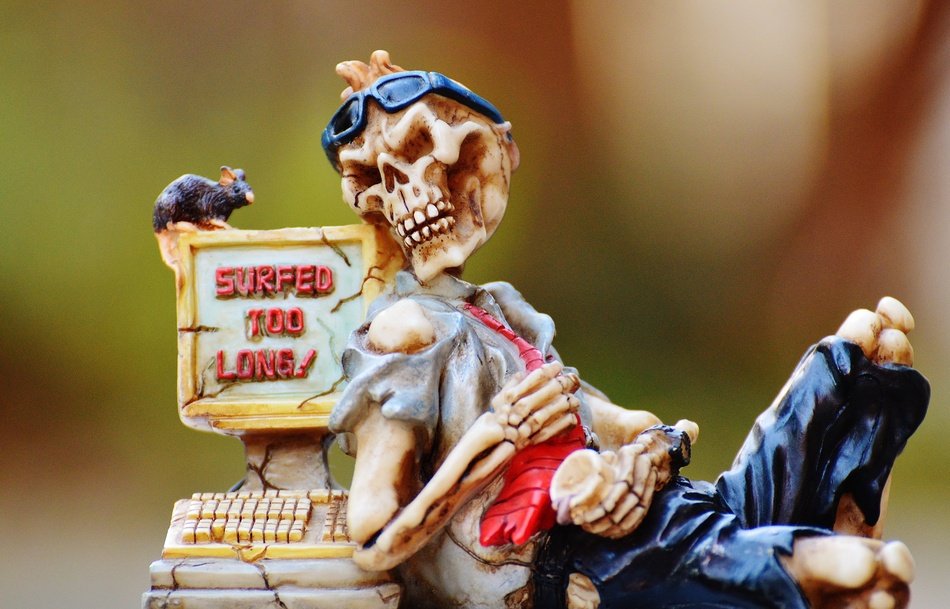 skeleton of computer addicted