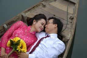 wedding photo in the boat