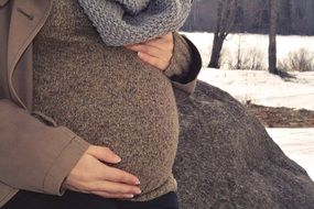 pregnant belly closeup