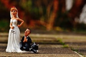 ceramic figurines of Bride And Groom