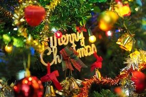 beautifuly decorated Christmas tree