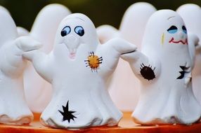 Halloween Ghosts Group statuettes