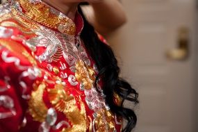 traditional chinese wedding dress