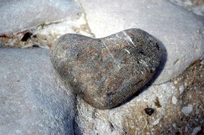Stone in form of heart