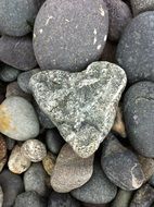Heart formed rock