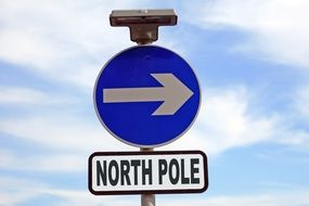 Arrow Blue sign