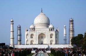 the taj mahal, India