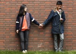 couple of teenagers in love