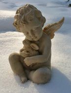 Staue of thoughtful angel