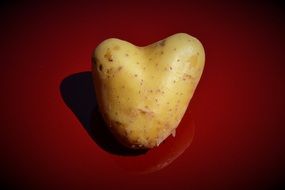 picture of a heart-shaped potato