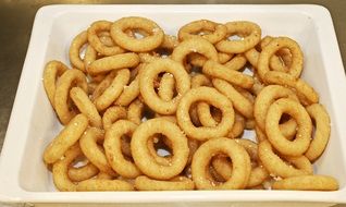 deep-fried onion rings