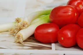 plum tomatoes and leeks