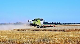 Harvest Cereals Machine