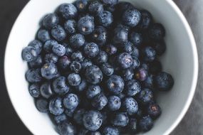 blueberries is a healthy diet