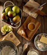 ingredients for apple pie