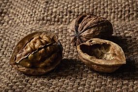 Greek Walnut Diet