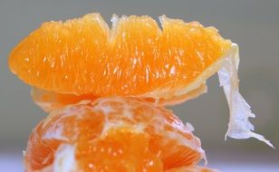 peeled orange slices