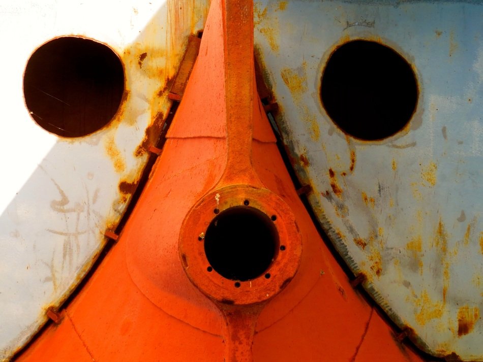 rusty boat like a face