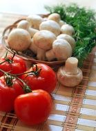 mushrooms and tomatos