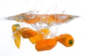 orange pepper in water