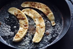 fried sweet Bananas slices