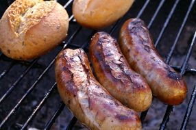grilled sausages with white bread