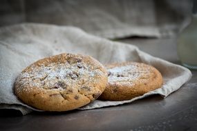 delicious nut cookies