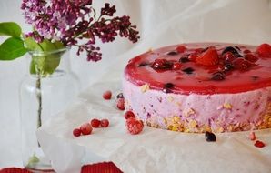 holiday cake with berries