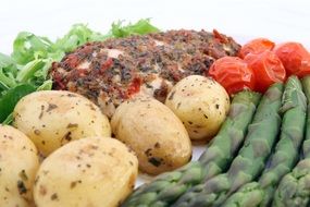 beef with asparagus and potatoes