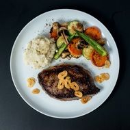 grilled steak and vegetables on plate, Western cuisine