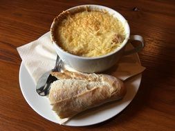 onion soup with baguette