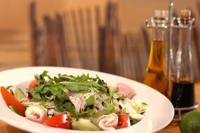 restaurant salad with tomatoes