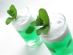 French jelly with mint