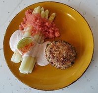 cutlet and white asparagus as a main course