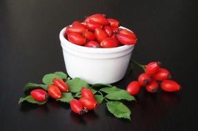 eglantine fruits in the bowl