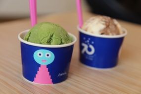 green delicious ice cream baskin robbins