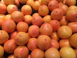 Yellow grapefruits in a market