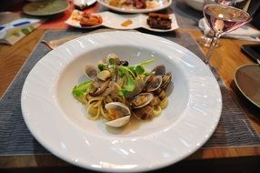 Bonggolre, Cream Sauce Pasta with Clams