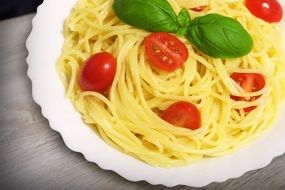 Pasta Tomatoes